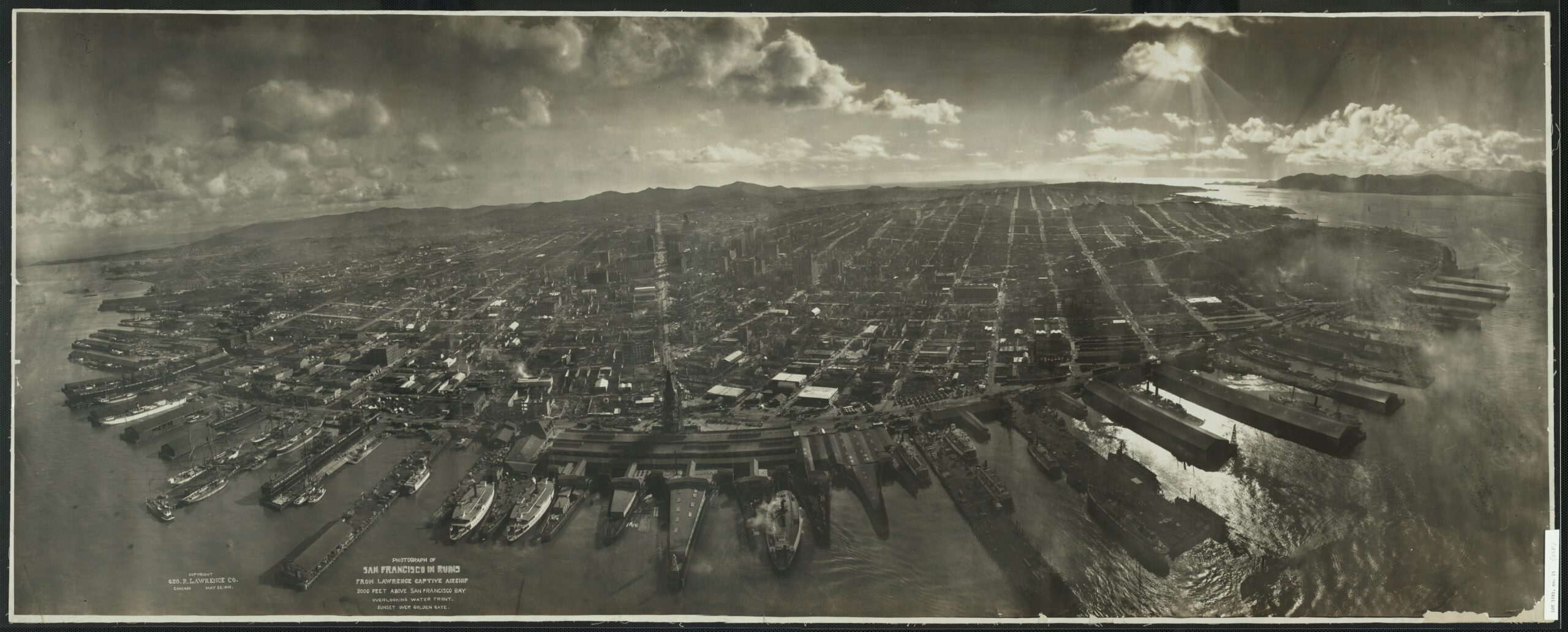 Panoramic aerial photograph of San Francisco showing widespread destruction after the 1906 earthquake and fires.