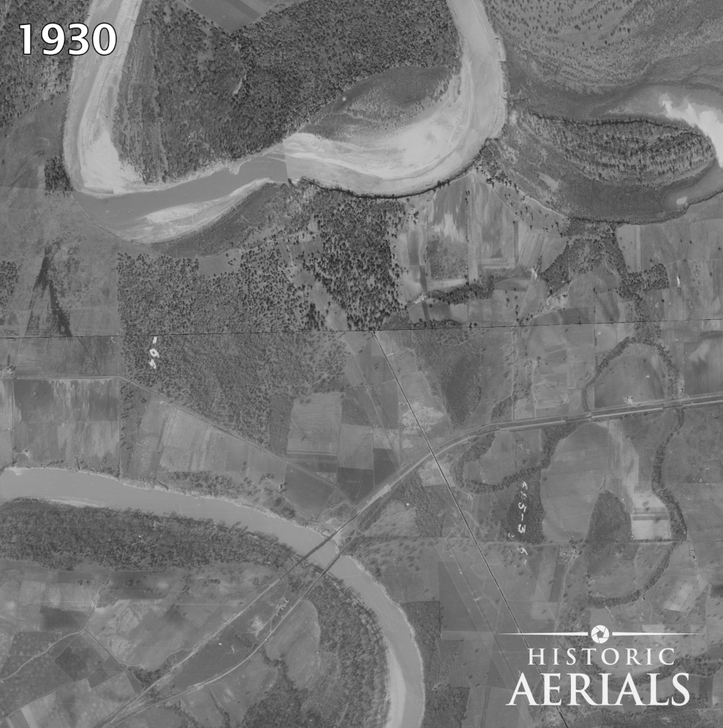 Animated aerial views of the Brazos River near Simonton, Texas, showing changing bends and surrounding land, 1930–2022.